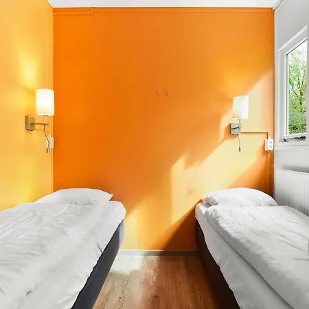 In With Private Sauna * Putten