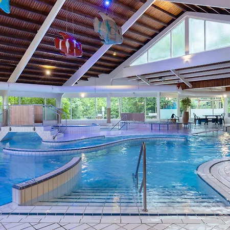 In With Private Sauna * Putten